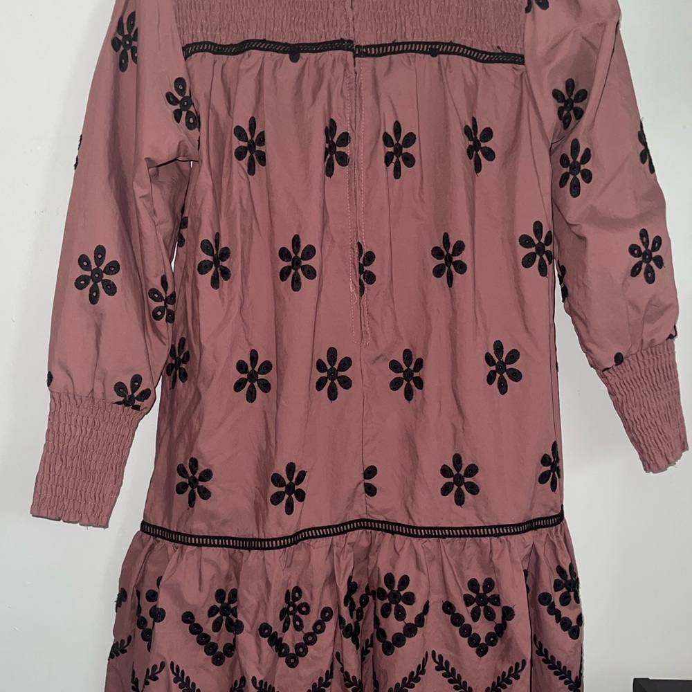 Beautiful Tiered Floral Eyelet Girls Dress - Picture 8 of 13